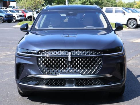 Used 2024 Lincoln Nautilus Reserve AWD/4WD image 27
