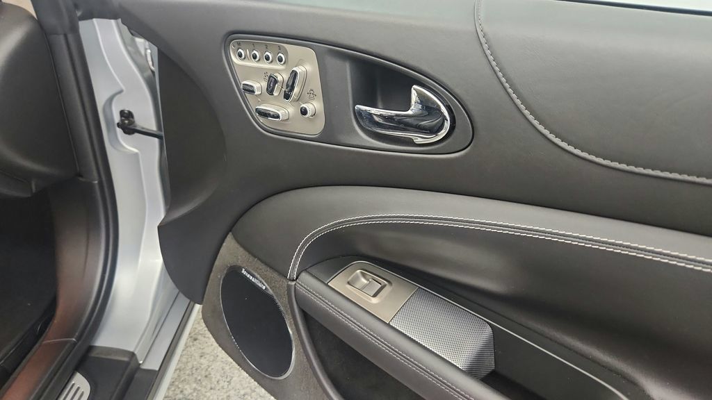 Used 2010 Jaguar XKR R RWD image 25