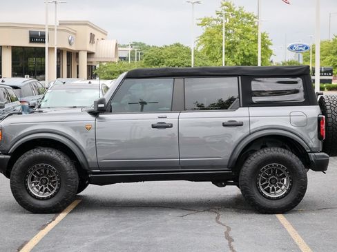 Certified 2022 Ford Bronco Badlands w/ Sasquatch Package AWD/4WD image 20