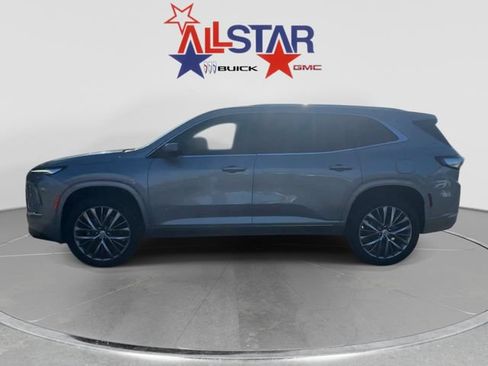 Used 2026 Buick Enclave Avenir w/ Super Cruise Package FWD image 4
