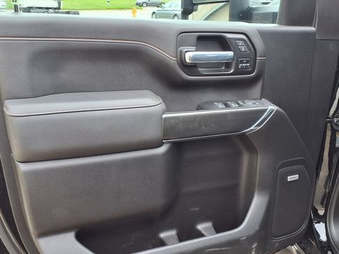 Used 2022 GMC Sierra 2500 AT4 w/ AT4 Preferred Package AWD/4WD image 16
