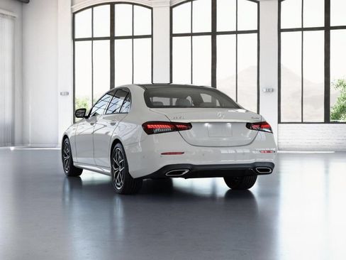 Used 2021 Mercedes-Benz E 350 4MATIC Sedan image 28