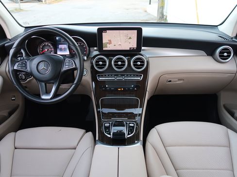 Used 2016 Mercedes-Benz GLC 300 image 11