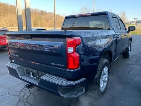 Used 2020 Chevrolet Silverado 1500 Custom w/ Custom Value Package AWD/4WD image 5