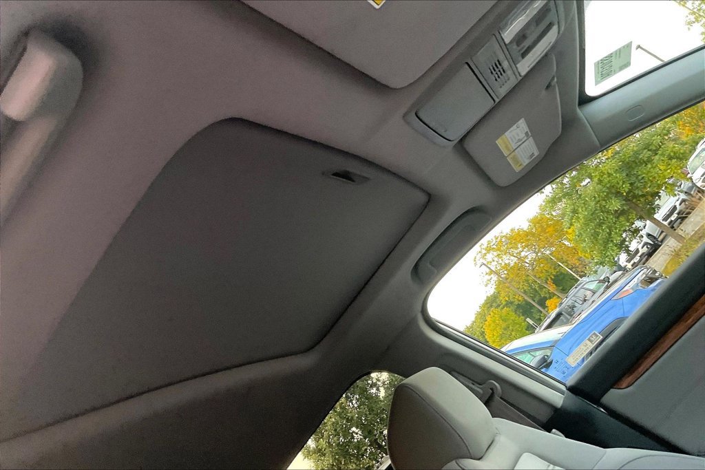Used 2021 Honda CR-V EX image 25