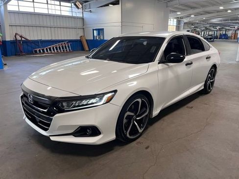 Used 2022 Honda Accord Sport image 7