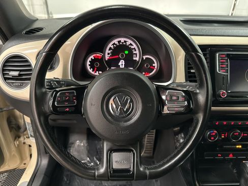 Used 2019 Volkswagen Beetle 2.0T Final Edition SEL image 17