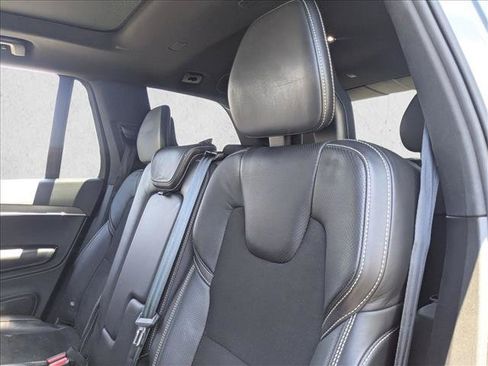 Used 2018 Volvo XC90 T5 R-Design w/ Convenience Package AWD/4WD image 15