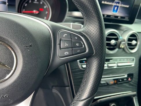 Used 2018 Mercedes-Benz GLC 300 4MATIC image 22