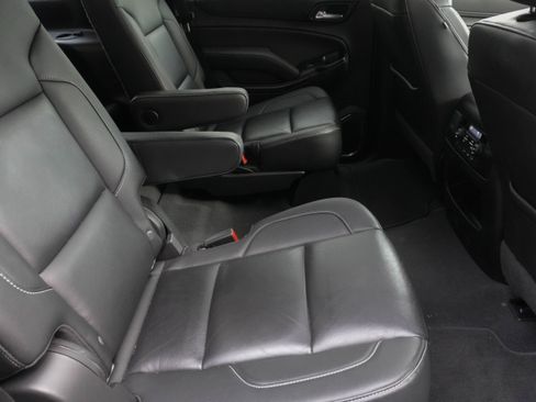 Used 2019 Chevrolet Tahoe LT image 36