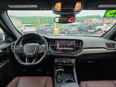 Used 2025 Dodge Durango GT AWD/4WD image 16