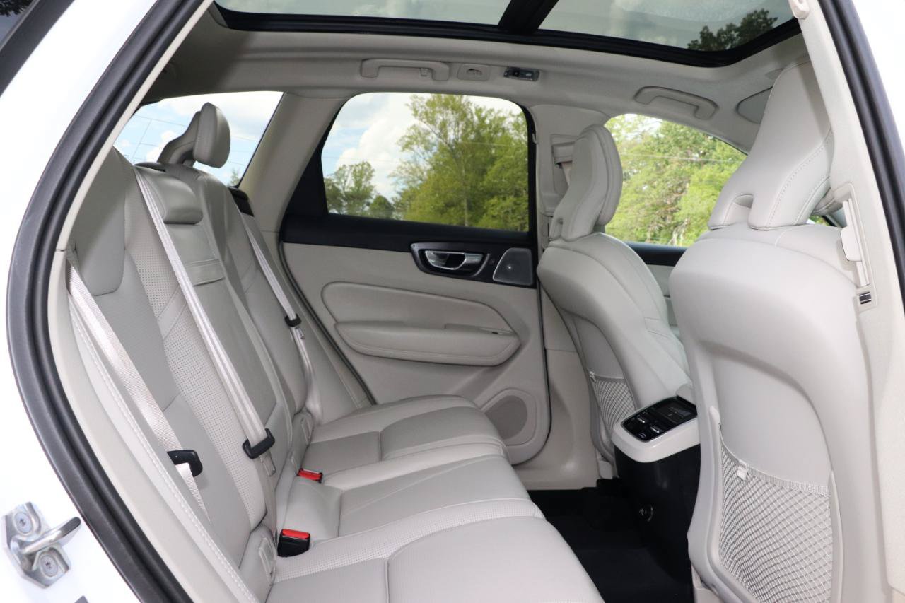 Used 2019 Volvo XC60 T6 Inscription w/ Protection Package Premier AWD/4WD image 45