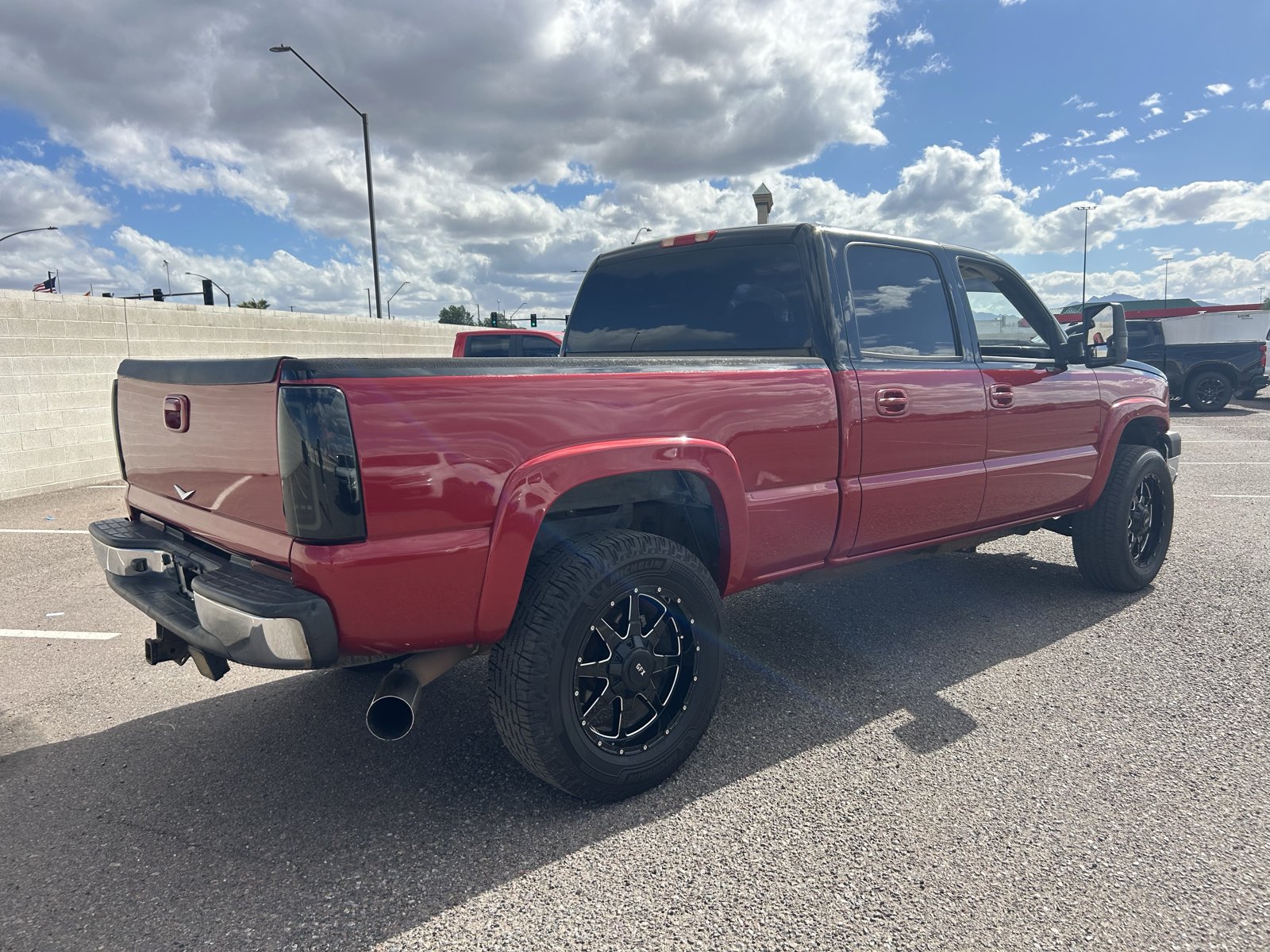 Used 2005 Chevrolet Silverado 2500 LS w/ Heavy-Duty Power Package RWD image 5