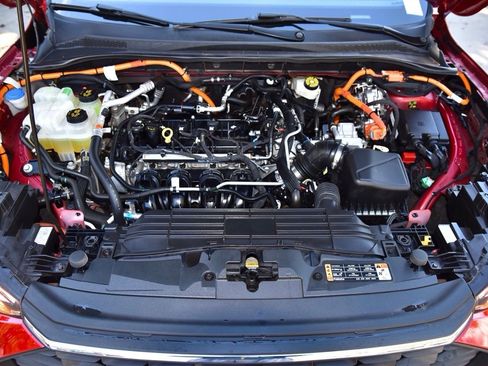 Used 2024 Ford Escape SE image 37