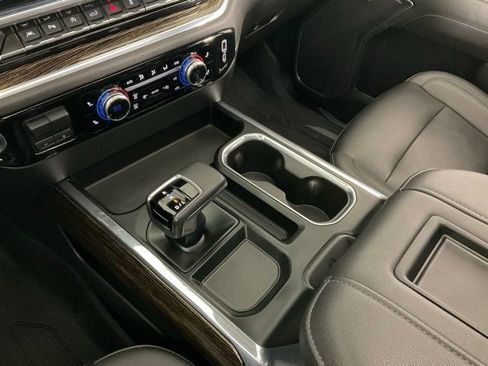 Used 2022 GMC Sierra 1500 Elevation w/ Elevation Premium Package image 15