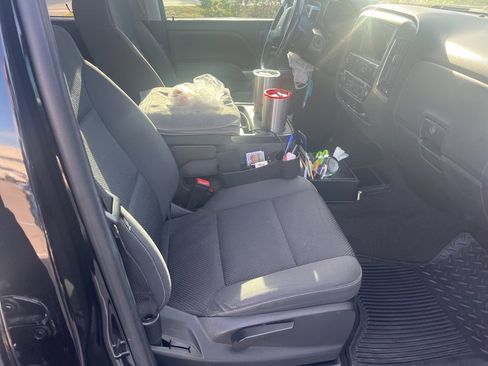 Used 2018 Chevrolet Silverado 1500 LT w/ All Star Edition image 5