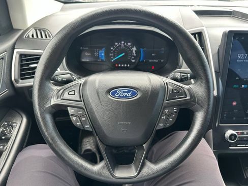 Used 2022 Ford Edge SE AWD/4WD image 11