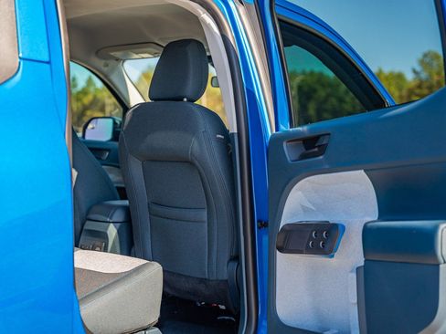 New 2025 Ford Maverick XLT w/ XLT Luxury Package image 8