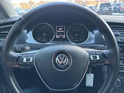 Used 2018 Volkswagen Golf Alltrack S AWD/4WD image 21