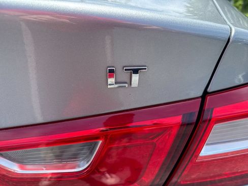 Used 2024 Chevrolet Malibu LT FWD image 25