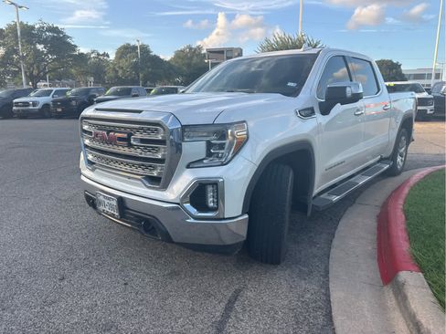 Used 2021 GMC Sierra 1500 SLT AWD/4WD image 2