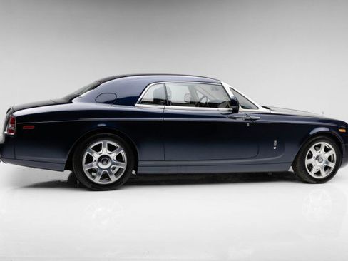 Used 2010 Rolls-Royce Phantom Coupe image 11