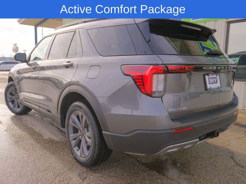 New 2026 Ford Explorer Active w/ Active Comfort Package image 6