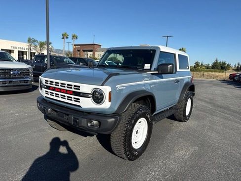 Certified 2024 Ford Bronco Heritage Edition AWD/4WD image 1