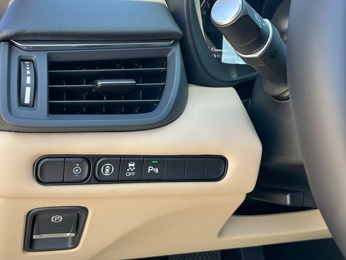 New 2025 Acura TLX w/ Technology Package image 24