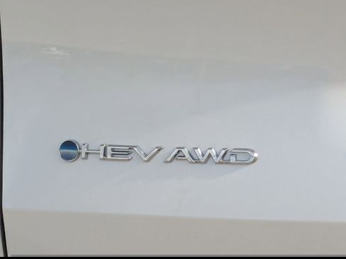 Used 2025 Toyota Grand Highlander XLE image 14