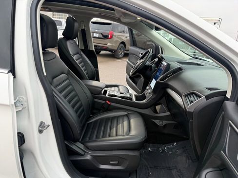 Used 2022 Ford Edge SEL w/ Convenience Package image 18