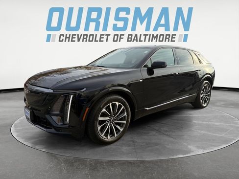 Used 2024 Cadillac Lyriq Sport w/ LPO, Floor Liner Package image 2