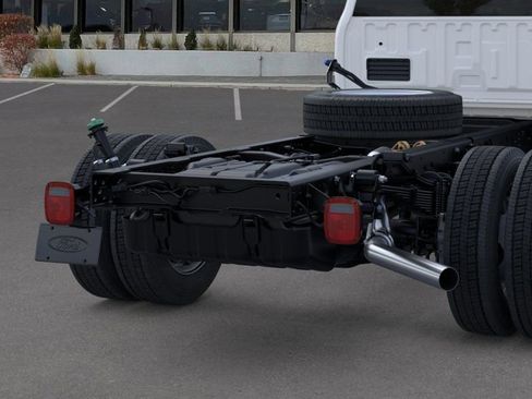 New 2025 Ford F550 4x4 SuperCab Super Duty image 21