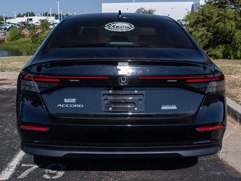 Used 2024 Honda Accord EX image 5