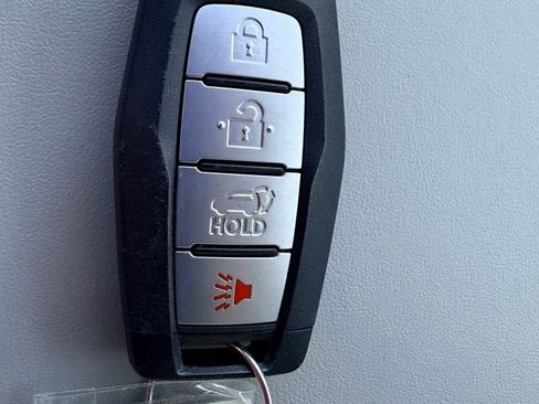 Used 2025 Mitsubishi Outlander SE FWD image 30