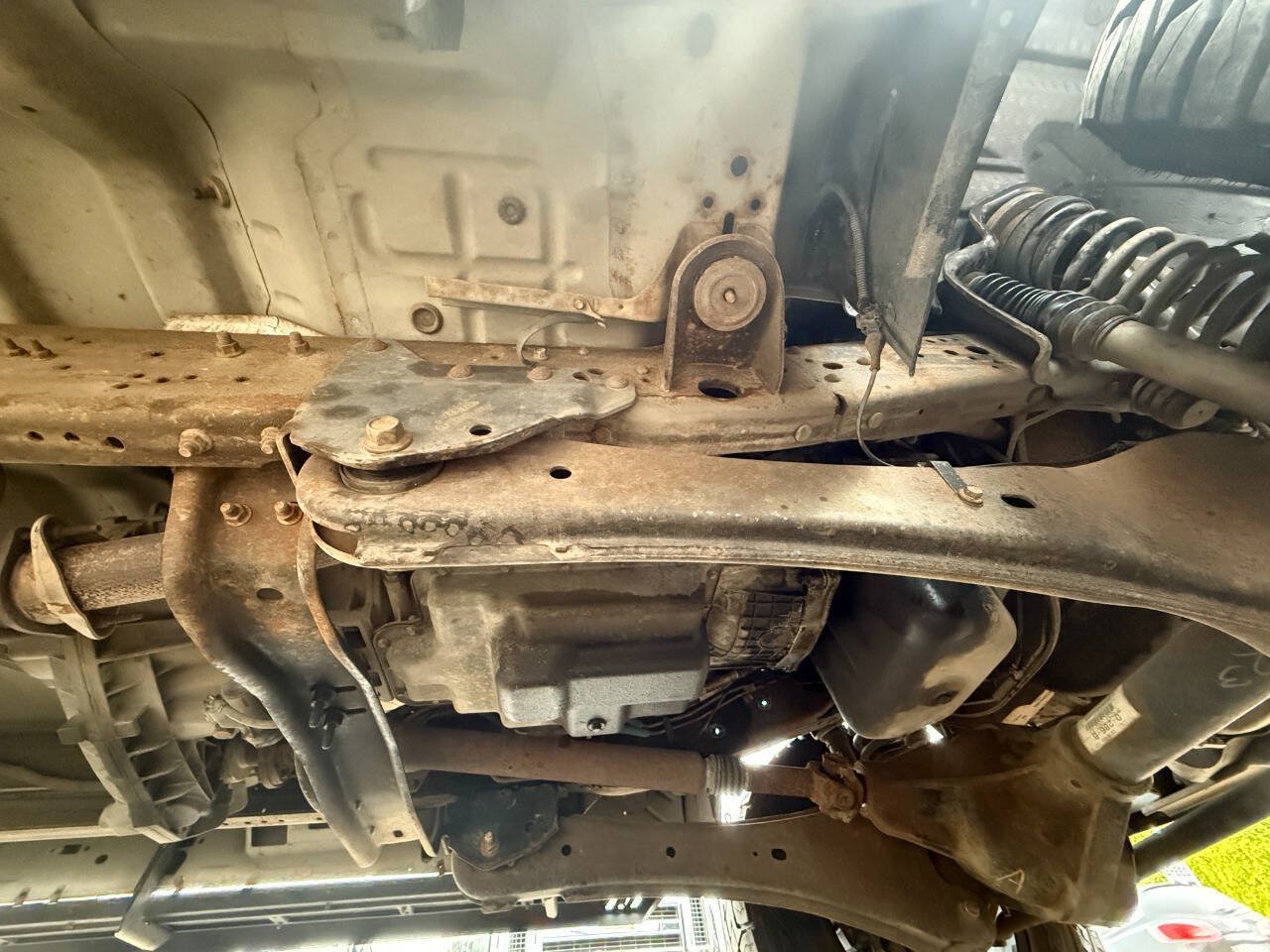 Used 2005 Ford F350 Lariat AWD/4WD image 43