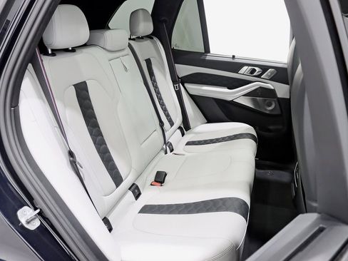 Used 2023 BMW X5 M w/ Competition Package image 37