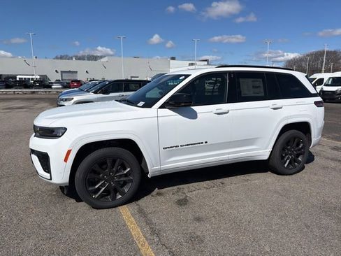 New 2026 Jeep Grand Cherokee Limited Reserve image 6