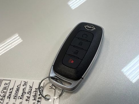 Used 2023 Nissan Rogue SV AWD/4WD image 33