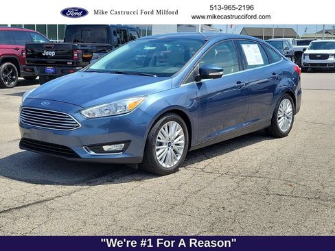 Certified 2018 Ford Focus Titanium FWD image 1
