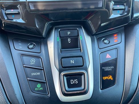 Used 2024 Honda Odyssey EX-L image 18