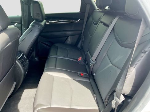 Used 2025 Cadillac XT5 Premium Luxury FWD image 26