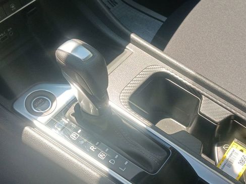 Used 2025 Nissan Sentra SV w/ All-Weather Package FWD image 23