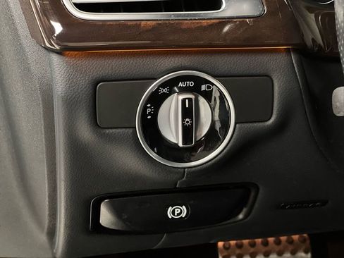 Used 2014 Mercedes-Benz CLS 550 4MATIC image 35