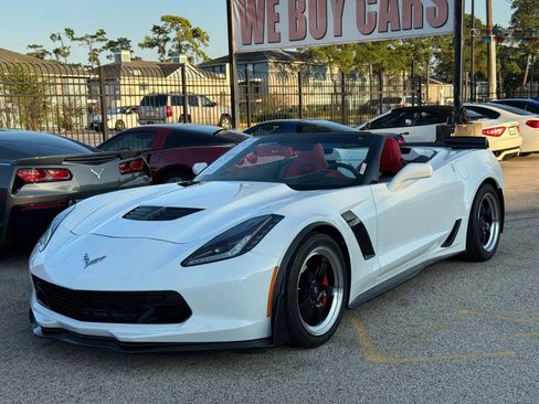 Used 2016 Chevrolet Corvette Z06 w/ 3LZ Preferred Equipment Group image 6