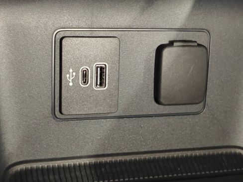 Used 2026 Ford Explorer ST-Line AWD/4WD image 55