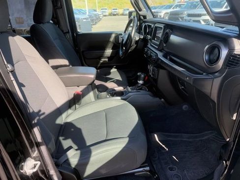 Certified 2022 Jeep Wrangler Unlimited Sport image 31