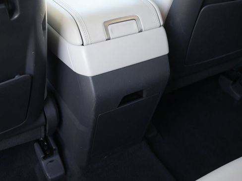 Used 2025 Hyundai Santa Fe SEL AWD/4WD image 35