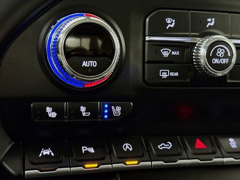 Used 2021 GMC Sierra 1500 Denali w/ Denali Ultimate Package image 21