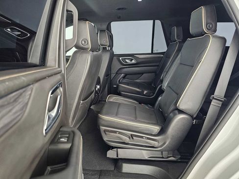 Used 2022 GMC Yukon SLT RWD image 18